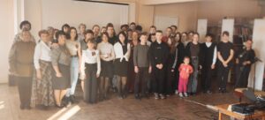 Подвигу доблести - слава и  честь!