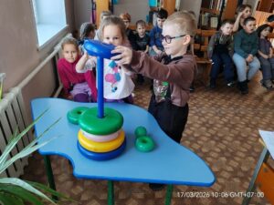 В стране весёлого детства